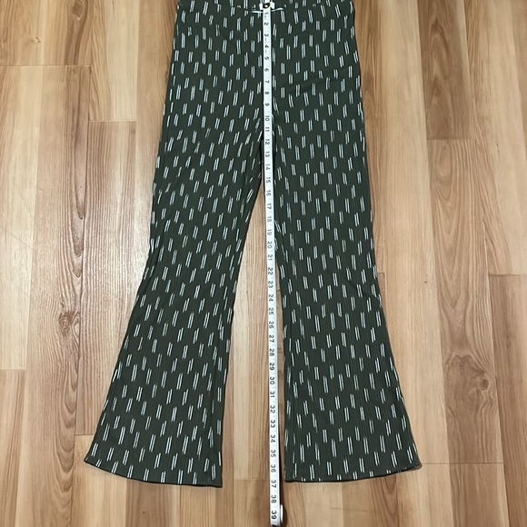aerie Pants - Green and White Patterned Pants